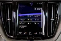 Volvo XC60 din 2021 cu 69.000 km - oferta VOL111001 - foto 12