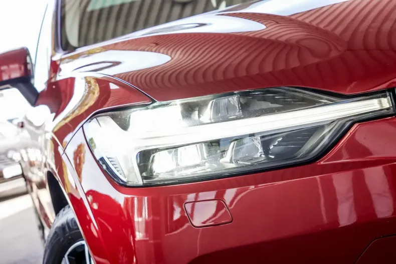 Volvo XC60 din 2021 cu 69.000 km - oferta VOL111001 - foto 33