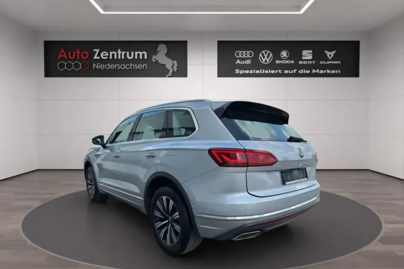 Volkswagen Touareg din 2021 cu 72.500 km - oferta VOL111017 - foto 5
