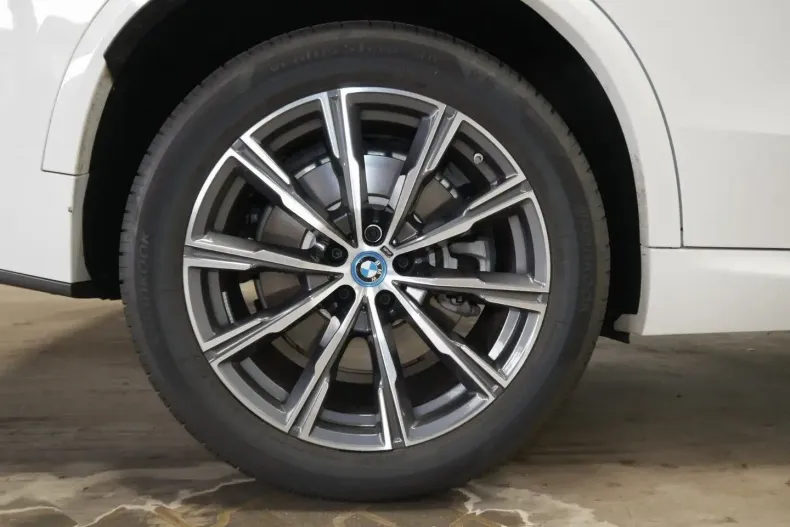 BMW X5 din 2025 cu 7.629 km - oferta BMW111029 - foto 11