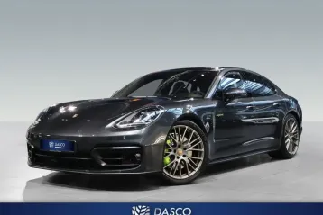 Porsche Panamera din 2023 - oferta POR111062