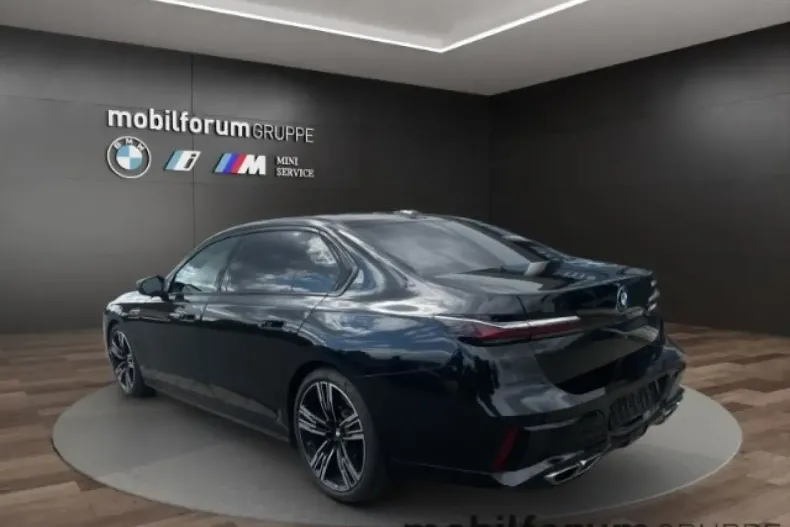 BMW M760 din 2024 cu 17.646 km - oferta BMW111077 - foto 11