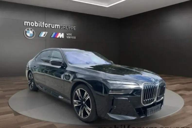 BMW M760 din 2024 cu 17.646 km - oferta BMW111077 - foto 14