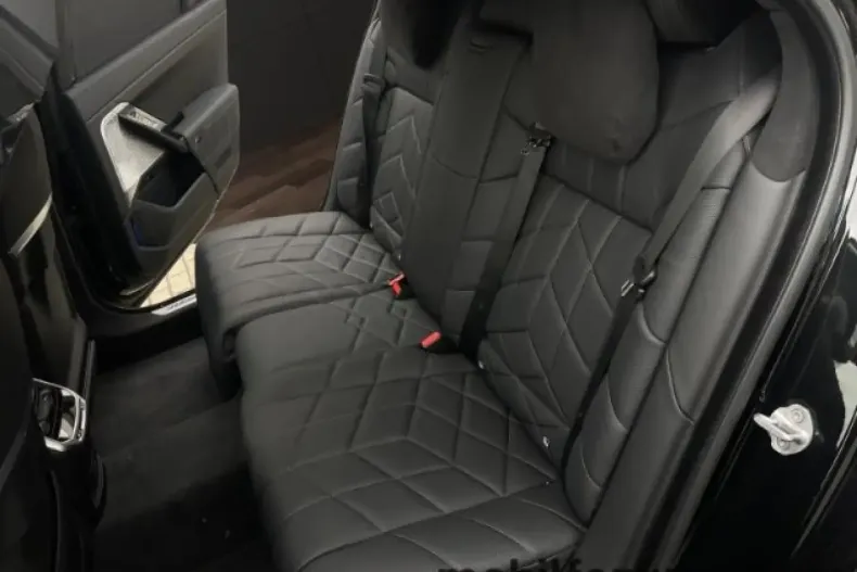 BMW M760 din 2024 cu 17.646 km - oferta BMW111077 - foto 17