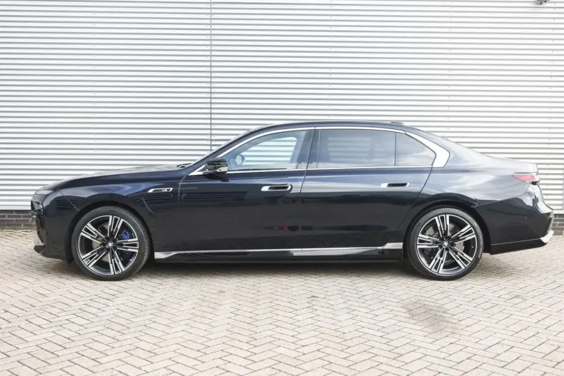 BMW M760 din 2023 cu 59.412 km - oferta BMW111082 - foto 7