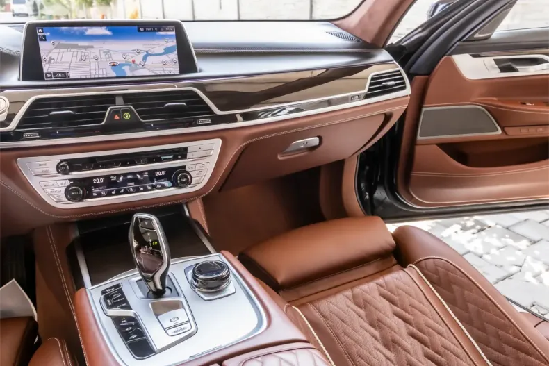 BMW 740 din 2020 cu 138.000 km - oferta BMW111103 - foto 21