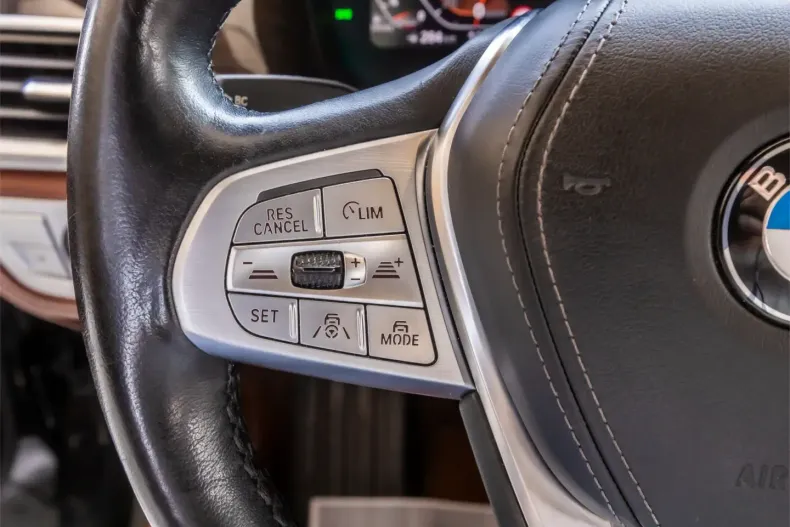 BMW 740 din 2020 cu 138.000 km - oferta BMW111103 - foto 25