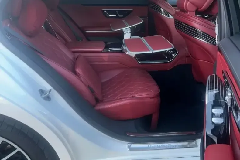 Mercedes-Benz S 500 din 2022 cu 63.935 km - oferta MER111137 - foto 24