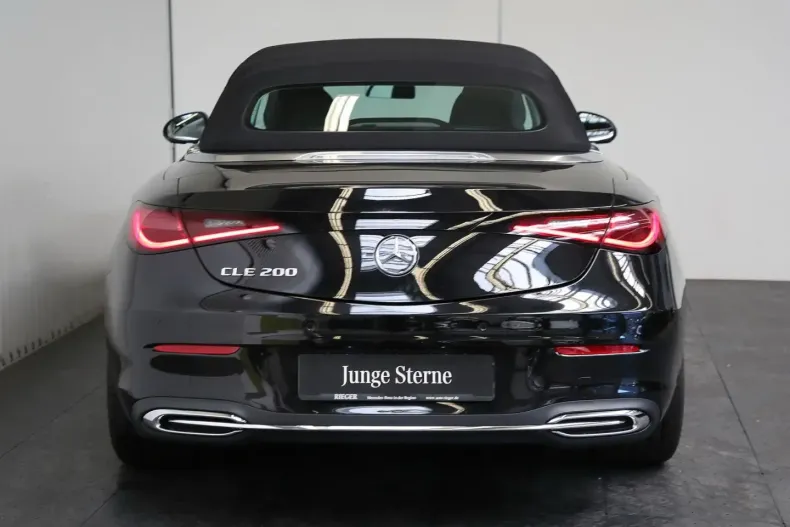 Mercedes-Benz CLE 200 din 2024 cu 4.599 km - oferta MER111140 - foto 7