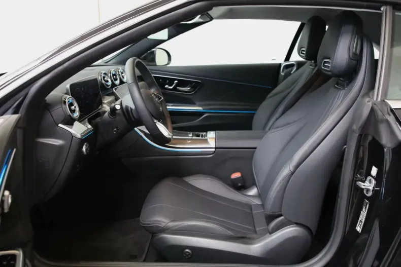 Mercedes-Benz CLE 200 din 2024 cu 4.599 km - oferta MER111140 - foto 10