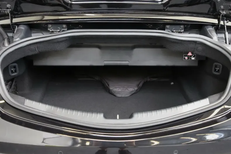 Mercedes-Benz CLE 200 din 2024 cu 4.599 km - oferta MER111140 - foto 17