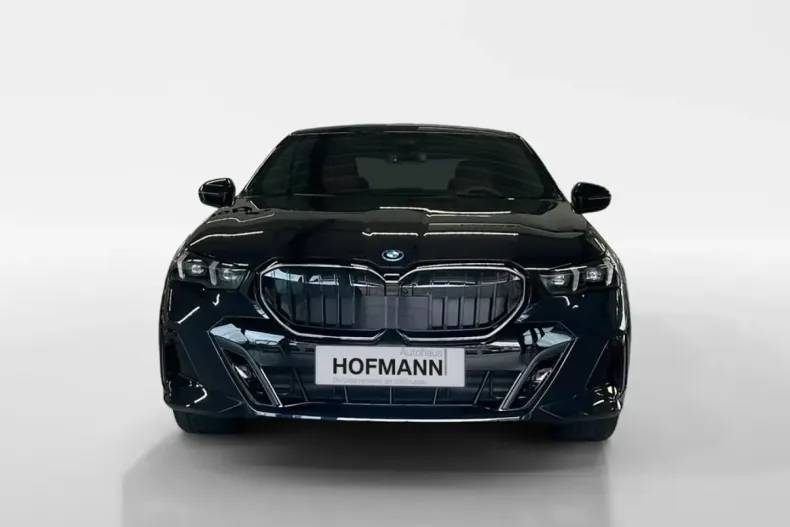 BMW 550 din 2024 cu 2.800 km - oferta BMW111176 - foto 4