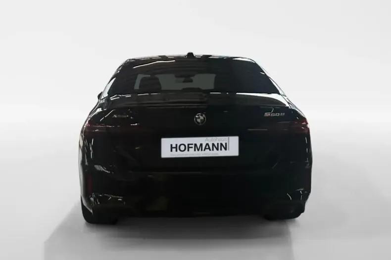 BMW 550 din 2024 cu 2.800 km - oferta BMW111176 - foto 7