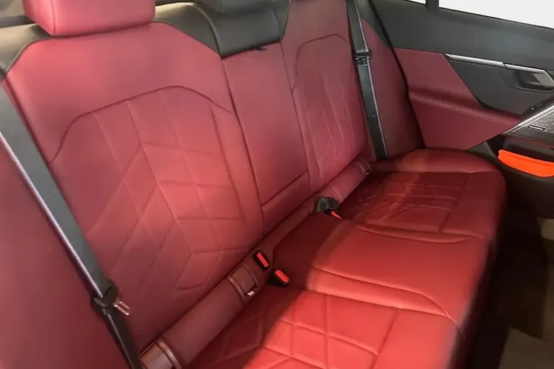 BMW 550 din 2024 cu 2.800 km - oferta BMW111176 - foto 16