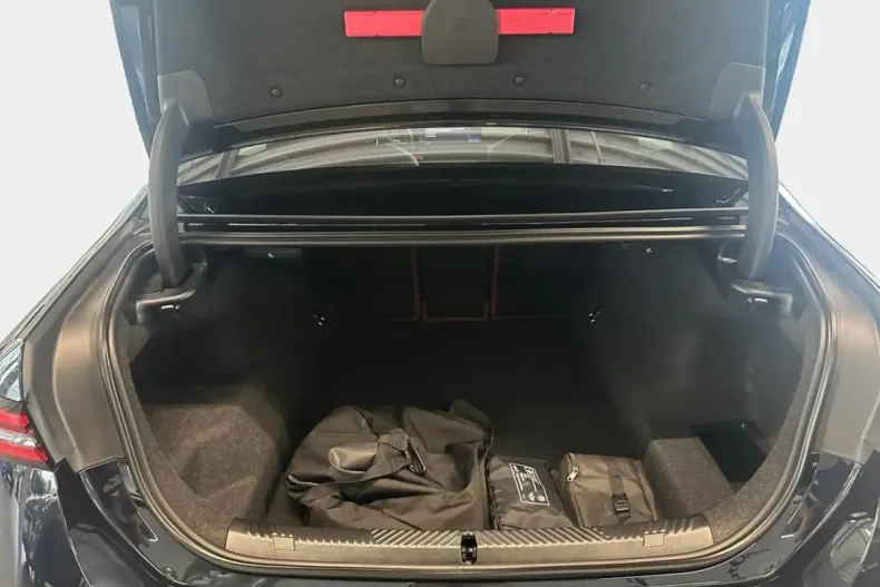 BMW 550 din 2024 cu 2.800 km - oferta BMW111176 - foto 18