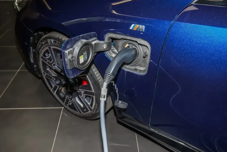 BMW 550 din 2024 cu 10.270 km - oferta BMW111184 - foto 19