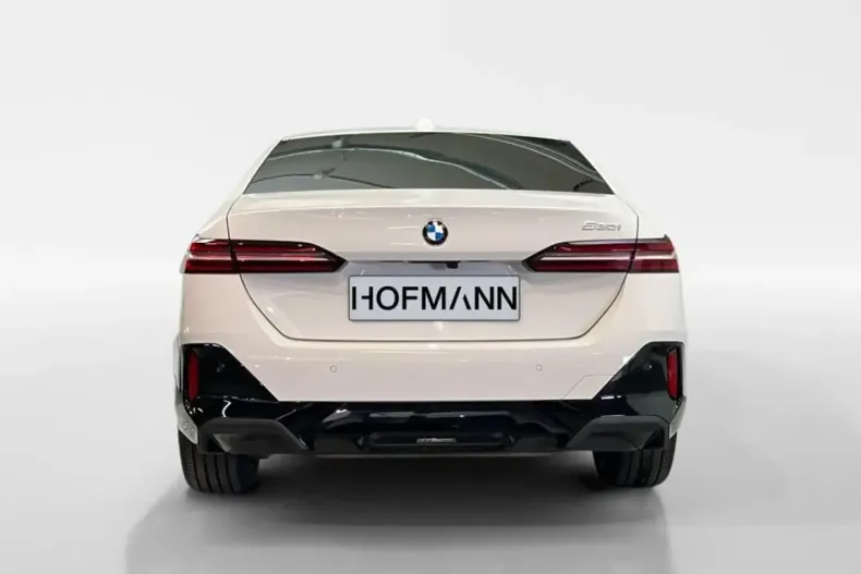 BMW 520 din 2024 cu 15.000 km - oferta BMW111187 - foto 5