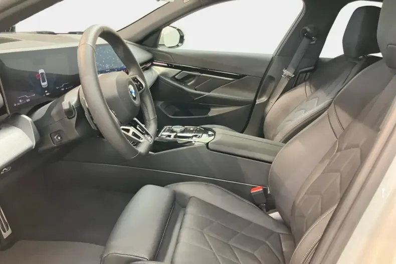 BMW 520 din 2024 cu 15.000 km - oferta BMW111187 - foto 6