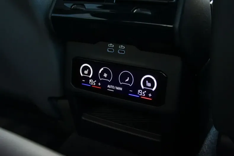 BMW 550 din 2024 cu 27.248 km - oferta BMW111189 - foto 18