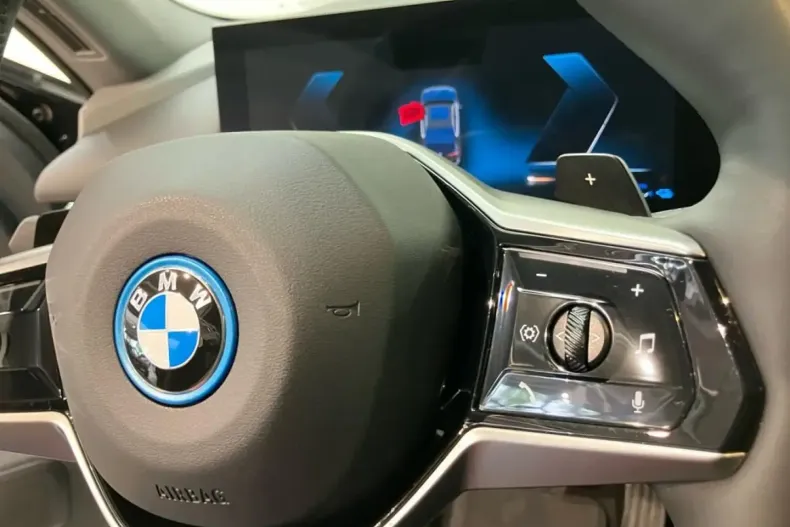 BMW 550 din 2024 cu 27.600 km - oferta BMW111192 - foto 16