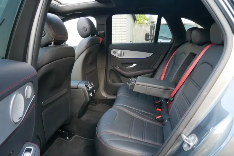 Mercedes-Benz GLC 43 AMG din 2020 cu 86.287 km - oferta MER111196 - foto 12