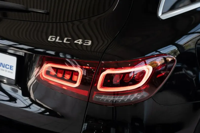 Mercedes-Benz GLC 43 AMG din 2020 cu 78.774 km - oferta MER111204 - foto 11