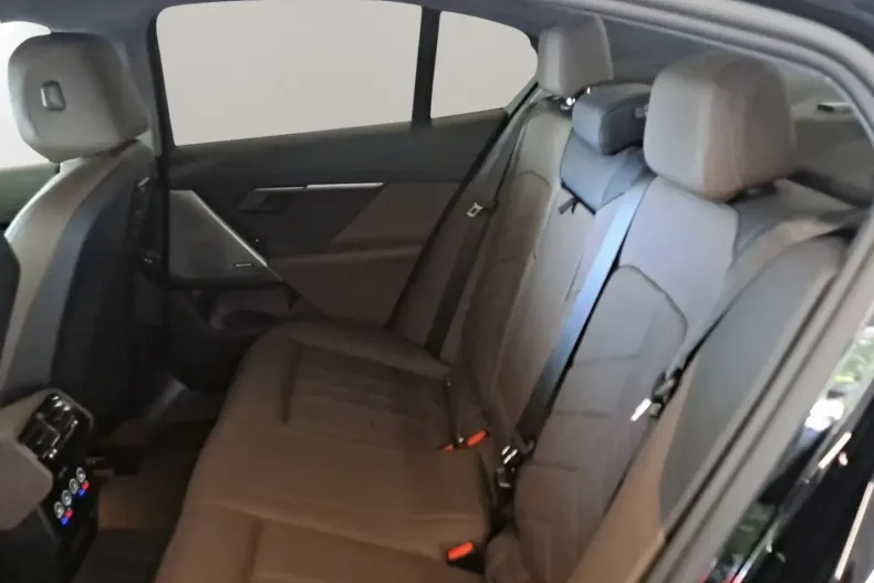 BMW 550 din 2024 cu 26.463 km - oferta BMW111213 - foto 6