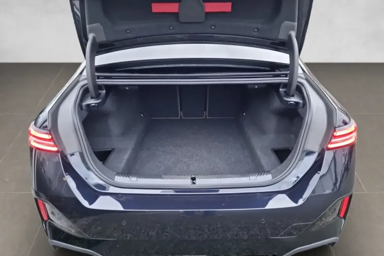 BMW 520 din 2024 cu 21.855 km - oferta BMW111218 - foto 18