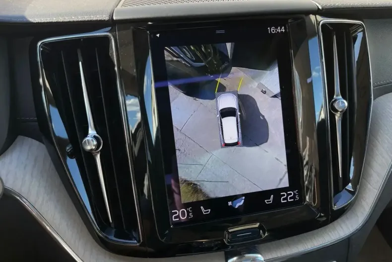 Volvo XC60 din 2021 cu 117.650 km - oferta VOL111223 - foto 15