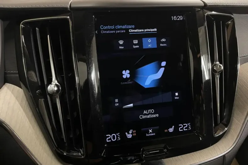 Volvo XC60 din 2021 cu 117.650 km - oferta VOL111223 - foto 21