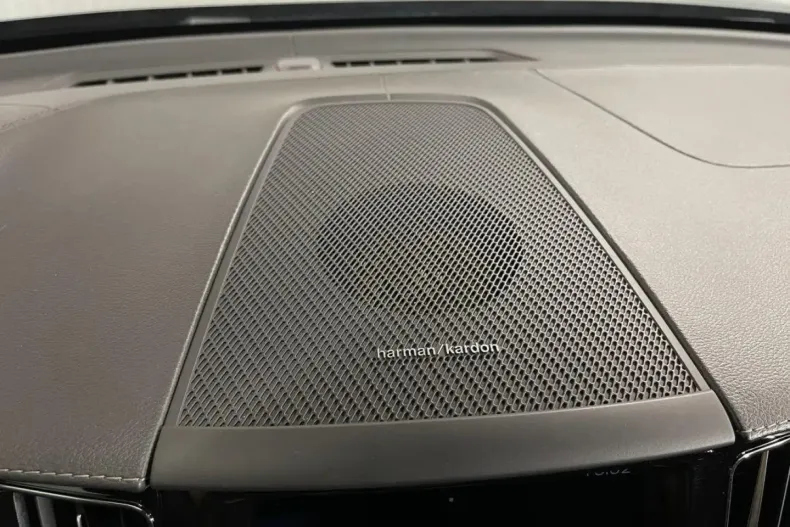 Volvo XC60 din 2021 cu 117.650 km - oferta VOL111223 - foto 23