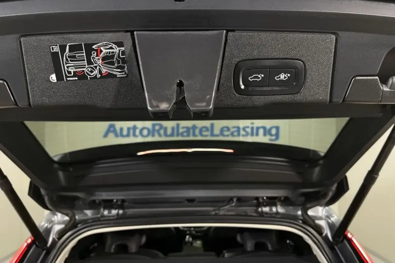 Volvo XC60 din 2021 cu 117.650 km - oferta VOL111223 - foto 28