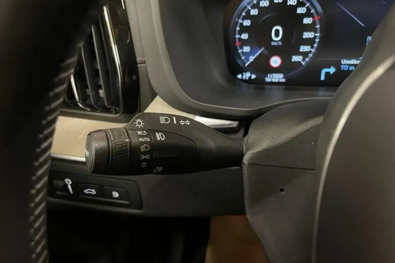 Volvo XC60 din 2021 cu 117.650 km - oferta VOL111223 - foto 30