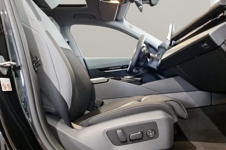 BMW 520 din 2024 cu 16.898 km - oferta BMW111226 - foto 5