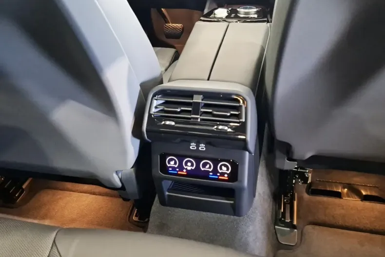 BMW 520 din 2024 cu 16.898 km - oferta BMW111226 - foto 17