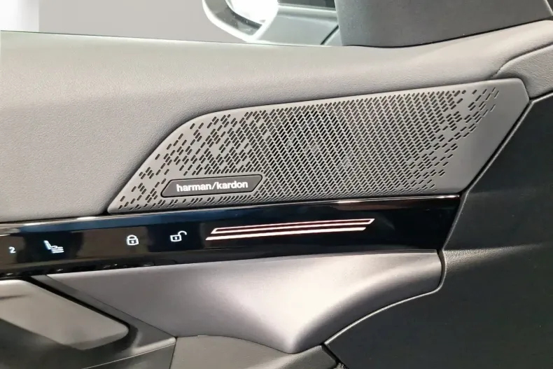 BMW 520 din 2024 cu 16.898 km - oferta BMW111226 - foto 20