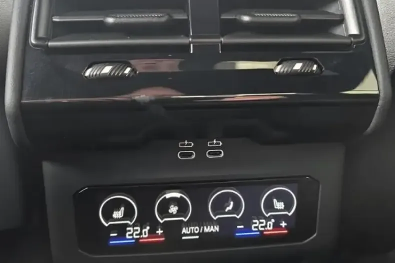 BMW 520 din 2024 cu 10.169 km - oferta BMW111228 - foto 17