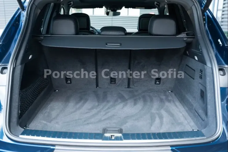 Porsche Cayenne din 2024 cu 37.850 km - oferta POR111230 - foto 2