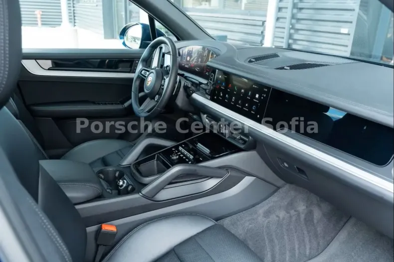 Porsche Cayenne din 2024 cu 37.850 km - oferta POR111230 - foto 12