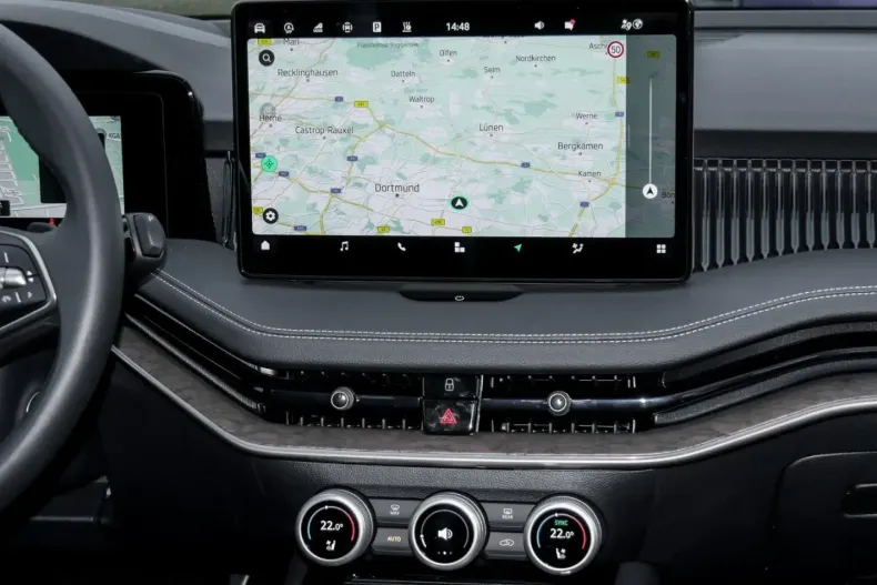 Skoda Superb din 2024 cu 14.020 km - oferta SKO111239 - foto 6