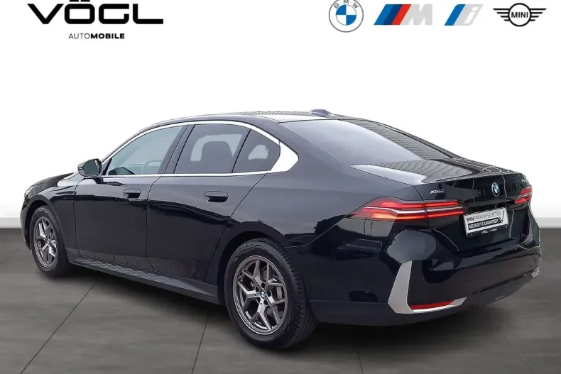 BMW 520 din 2024 cu 21.495 km - oferta BMW111243 - foto 4