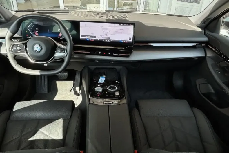 BMW 520 din 2024 cu 19.980 km - oferta BMW111244 - foto 7