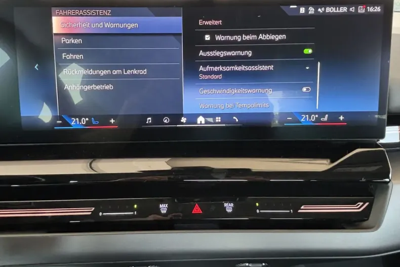 BMW 520 din 2024 cu 19.980 km - oferta BMW111244 - foto 20