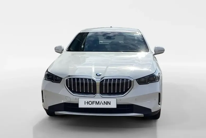 BMW 520 din 2024 cu 27.400 km - oferta BMW111246 - foto 1