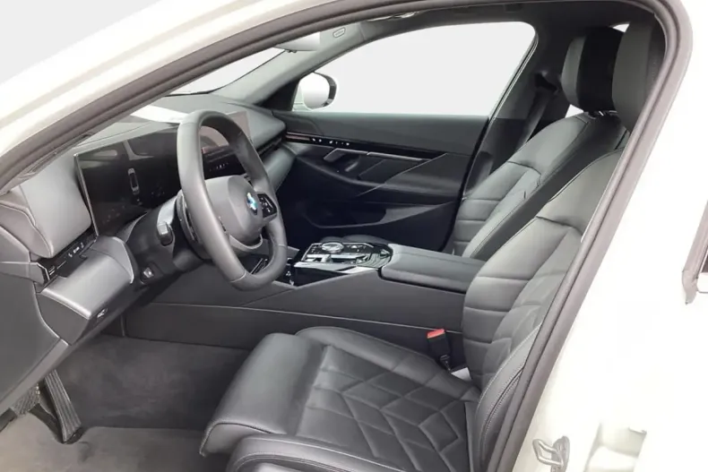 BMW 520 din 2024 cu 27.400 km - oferta BMW111246 - foto 5