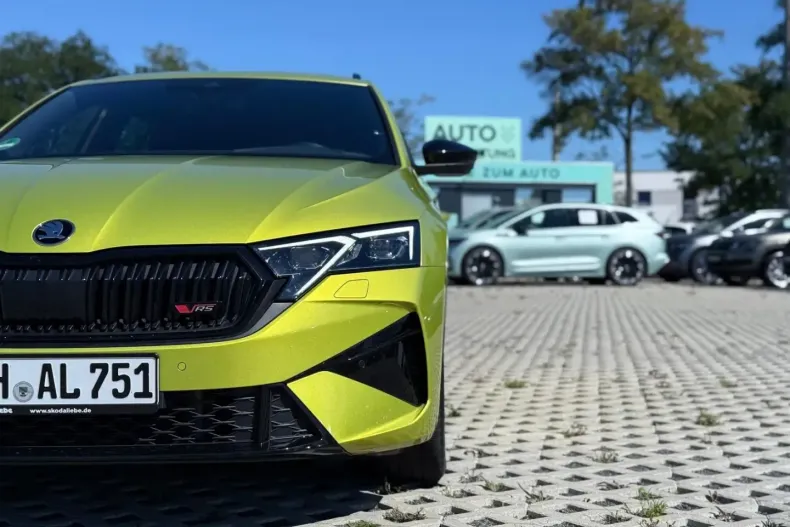 Skoda Octavia din 2024 cu 19.999 km - oferta SKO111254 - foto 2