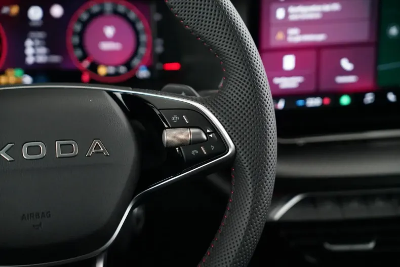 Skoda Octavia din 2024 cu 19.999 km - oferta SKO111254 - foto 15