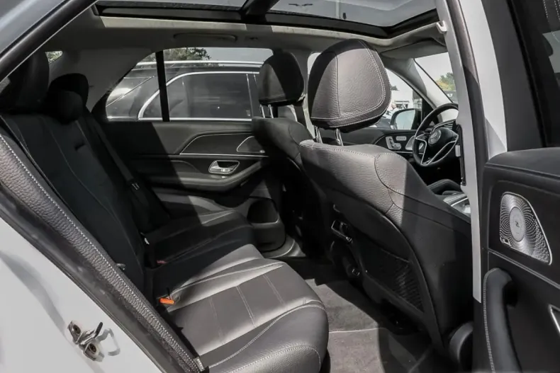 Mercedes-Benz GLE 450 din 2024 cu 19.998 km - oferta MER111271 - foto 6