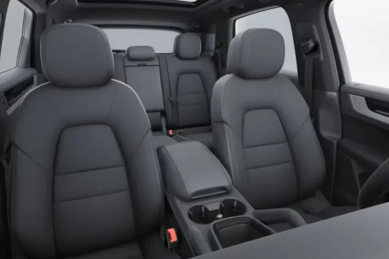 Porsche Cayenne din 2023 cu 23.419 km - oferta POR111273 - foto 4