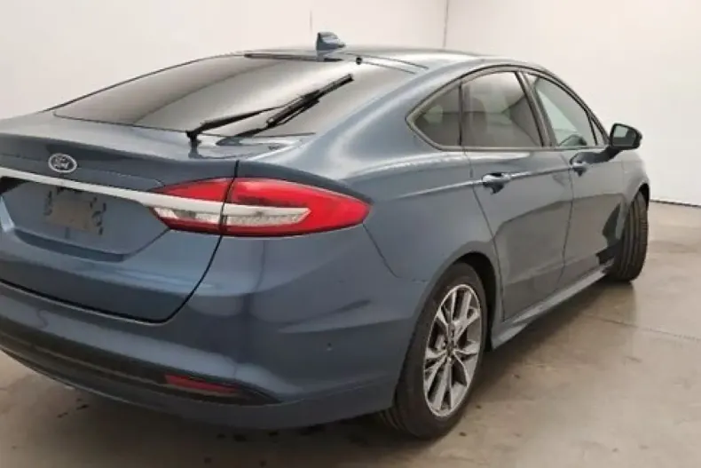 Ford Mondeo din 2021 cu 21.300 km - oferta FOR111285 - foto 4